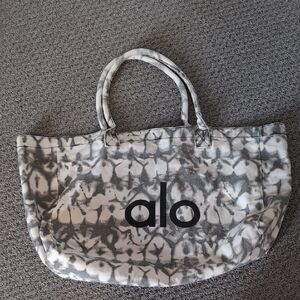 ALO Yoga Gray & White Tie-Dye Canvas Tote